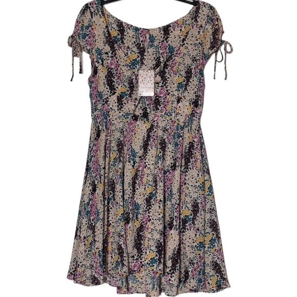- NWT Free People Cream Miss Right Floral Print Mini Dress - Picture 5 of 15